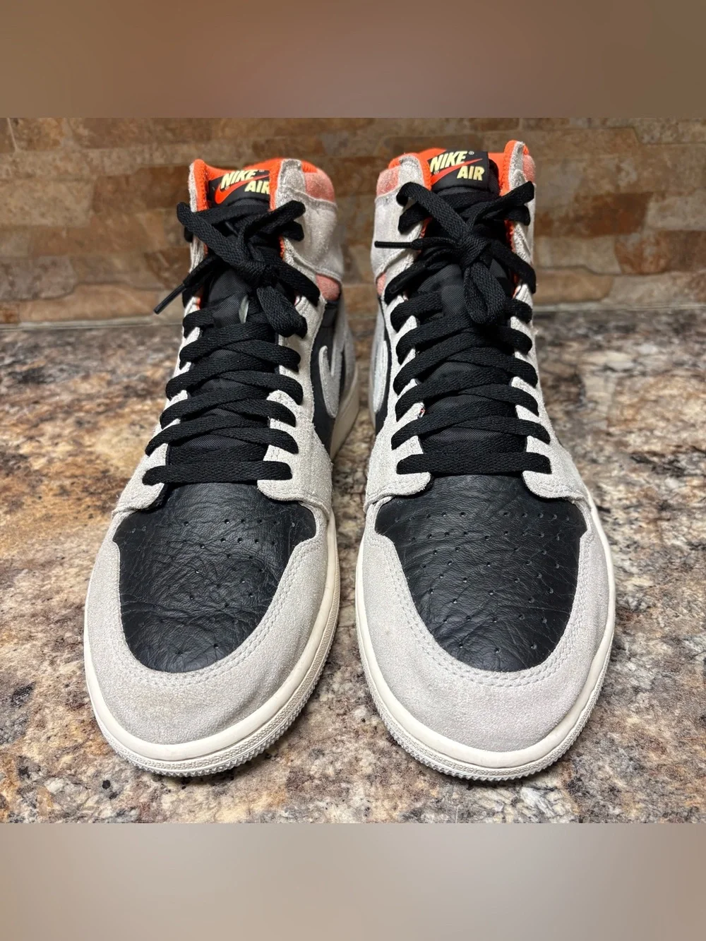 Nike Air Jordan 1 Retro High OG Hyper Crimson 555088-018 Men's 12.5